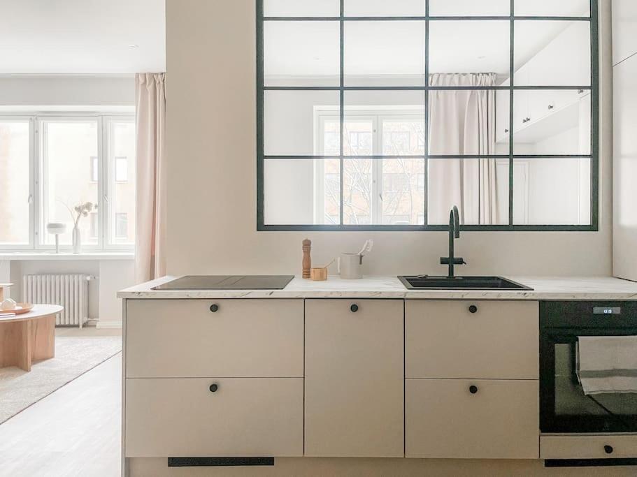 Central 1Br Next To The Park Helsinki Exterior photo