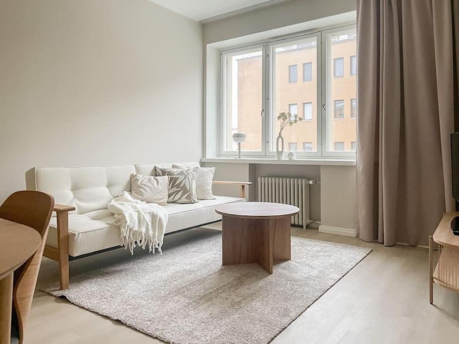 Central 1Br Next To The Park Helsinki Exterior photo